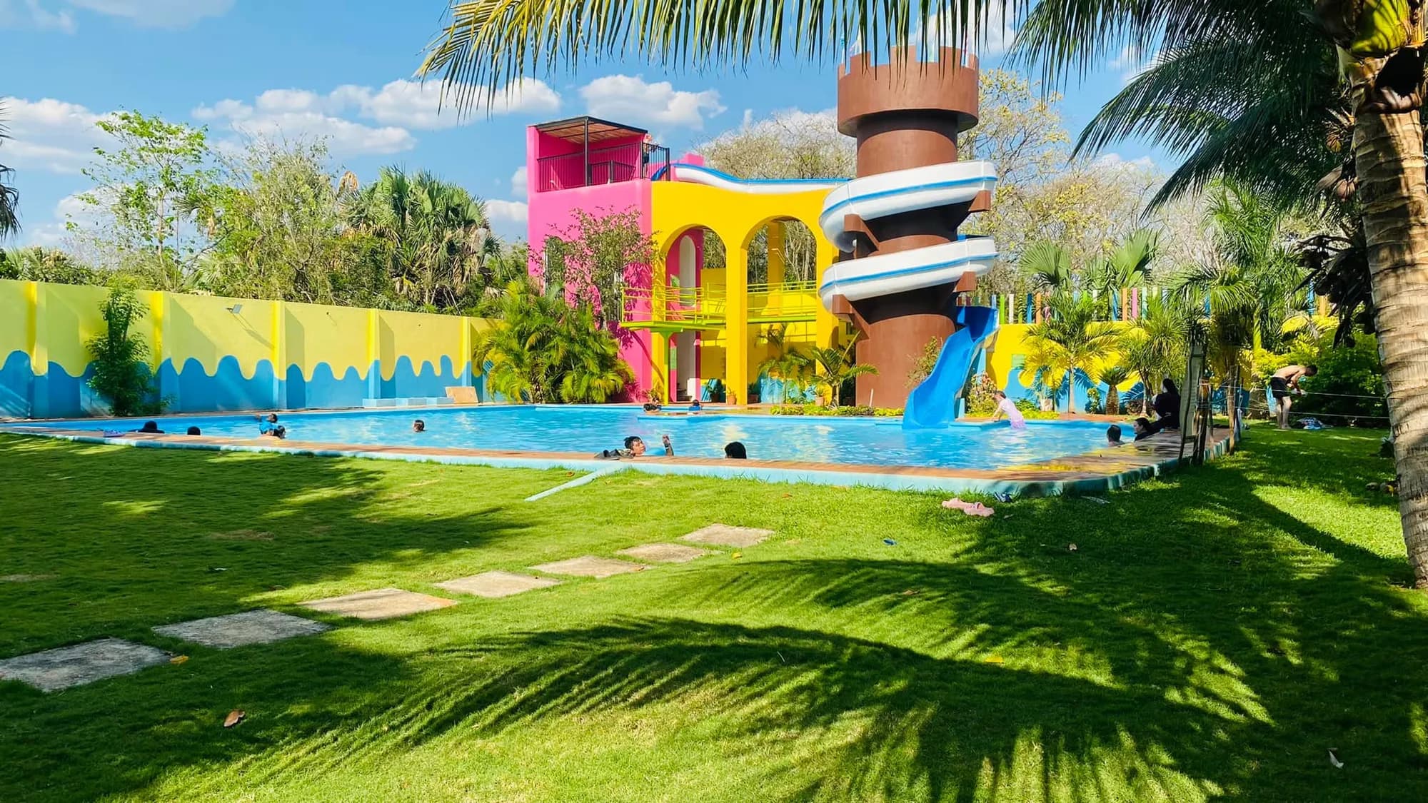 Parque acuático Báaxal-Há